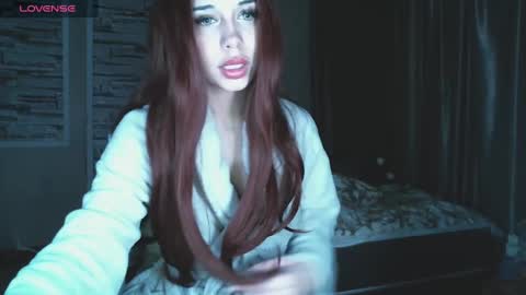 Snapshot of mezzalunaa chatting on February 2025 03:20:01 PM vollmond online show from February 2025 03:20:01 PM