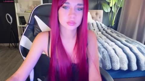 Snapshot of mezzalunaa chatting on October 2025 07:27:02 AM vollmond online show from October 2025 07:27:02 AM