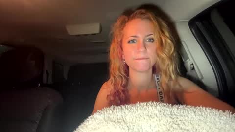 Snapshot of mezzy69 chatting on January 2025 09:28:01 AM mezzy69 online show from January 2025 09:28:01 AM