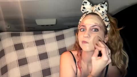 Snapshot of mezzy69 chatting on January 2025 09:07:01 AM mezzy69 online show from January 2025 09:07:01 AM