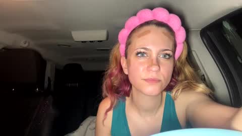 Snapshot of mezzy69 chatting on February 2025 09:28:01 AM mezzy69 online show from February 2025 09:28:01 AM