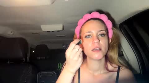 Snapshot of mezzy69 chatting on February 2025 09:51:02 AM mezzy69 online show from February 2025 09:51:02 AM