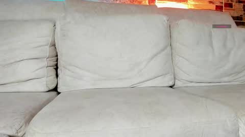 Snapshot of mhatias_ chatting on March 2026 06:40:02 AM MATHIAS online show from March 2026 06:40:02 AM