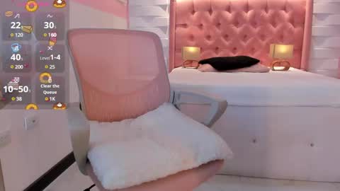 Snapshot of mhellissaw chatting on December 2024 01:14:01 AM melissa online show from December 2024 01:14:01 AM