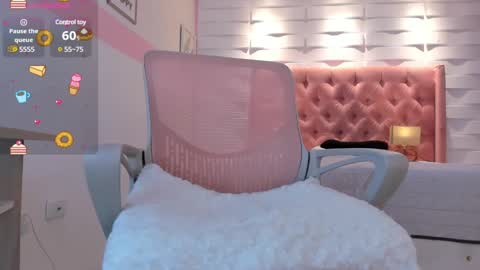 Snapshot of mhellissaw chatting on December 2024 08:26:02 AM melissa online show from December 2024 08:26:02 AM