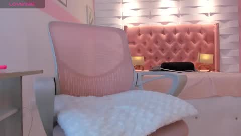 Snapshot of mhellissaw chatting on January 2025 05:52:01 AM melissa online show from January 2025 05:52:01 AM