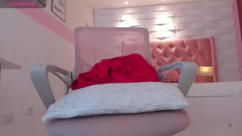 Snapshot of mhellissaw chatting on March 2025 06:46:02 AM melissa online show from March 2025 06:46:02 AM