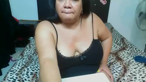 mhia1972 online show from March 2026 10:47:01 PM