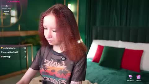 Mia online show from July 2026 08:52:02 PM