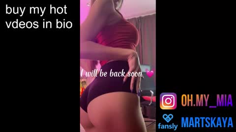 Snapshot of mia4sin chatting on November 2025 09:32:01 AM Mia Martskaya online show from November 2025 09:32:01 AM