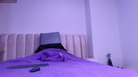 Emi online show from January 2026 07:19:01 PM