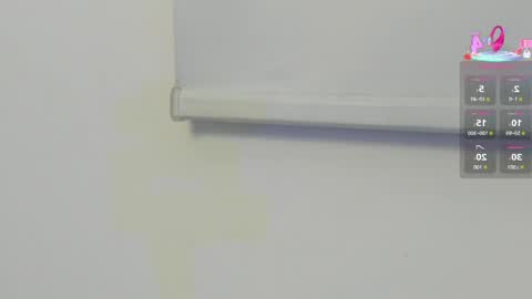 mia__bailey_ online show from May 2026 12:00:01 PM