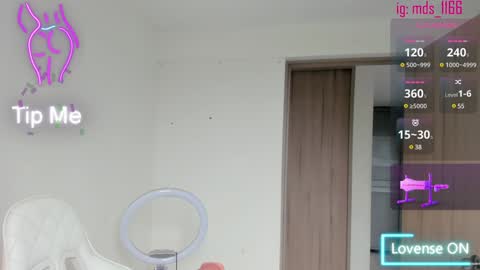 Mia adams  online show from February 2025 09:36:01 PM