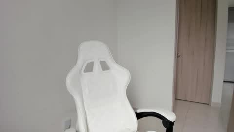 Mia adams  online show from March 2025 05:06:02 PM