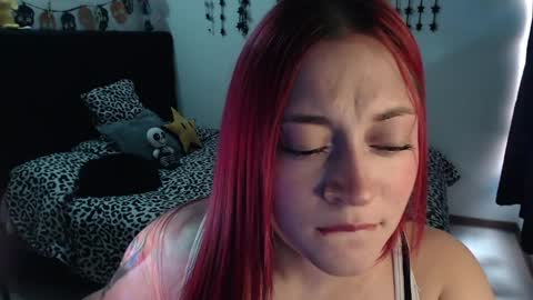 mia online show from May 2026 06:49:02 PM
