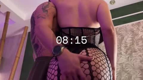 Andre and Mia online show from November 2025 06:35:01 AM