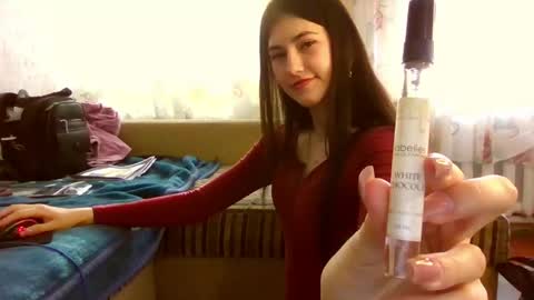 mia_beauti_live online show from May 2026 02:45:01 PM
