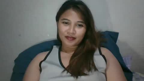 Snapshot of mia_bella04 chatting on January 2025 03:26:02 AM mia_bella04 online show from January 2025 03:26:02 AM