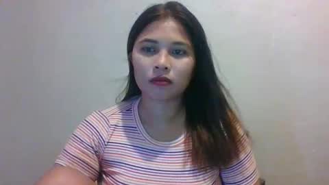 Snapshot of mia_bella04 chatting on November 2025 02:13:01 AM mia_bella04 online show from November 2025 02:13:01 AM