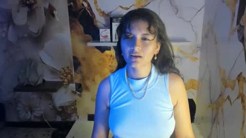 Snapshot of mia_bella18 chatting on January 2026 06:45:01 PM Mia online show from January 2026 06:45:01 PM