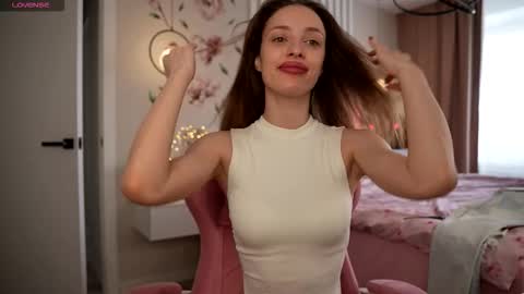 Snapshot of mia_bellamy chatting on March 2026 04:27:01 AM Just call me Kitty online show from March 2026 04:27:01 AM