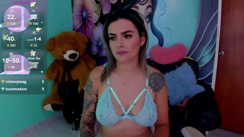 Mia online show from May 2026 09:54:02 PM