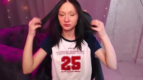 Snapshot of mia_cuteu chatting on February 2026 02:53:01 AM Mia online show from February 2026 02:53:01 AM