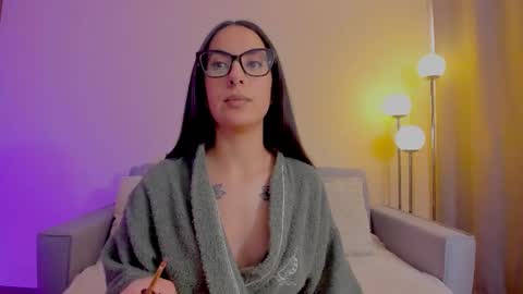 Sarah Luna online show from February 2026 05:08:01 PM
