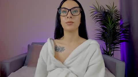 Snapshot of mia_daniellshot chatting on April 2026 11:24:01 AM Sarah Luna online show from April 2026 11:24:01 AM