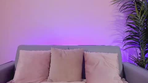 Snapshot of mia_daniellshot chatting on July 2026 08:05:01 PM Sarah Luna online show from July 2026 08:05:01 PM