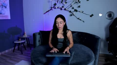 mia_davis__ online show from March 2026 12:09:01 PM