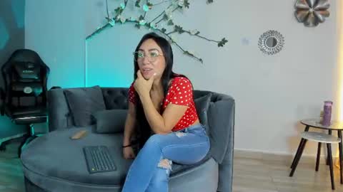 mia_davis__ online show from July 2026 03:21:02 PM