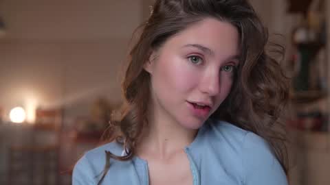 Snapshot of mia_dynasty chatting on October 2025 04:37:01 PM Mia online show from October 2025 04:37:01 PM