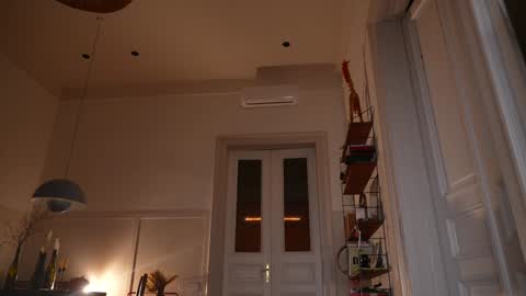 Snapshot of mia_dynasty chatting on November 2025 06:18:01 PM Mia online show from November 2025 06:18:01 PM