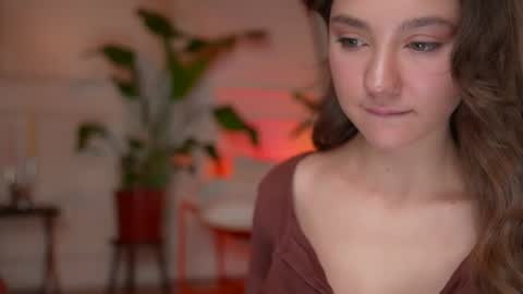 Mia online show from July 2026 09:32:01 PM