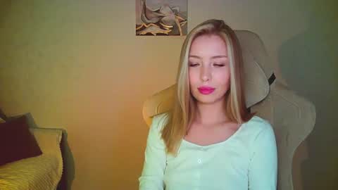 Mia online show from August 2026 12:31:01 AM