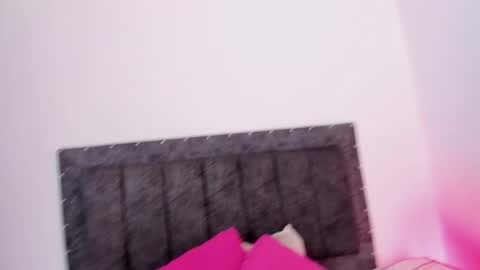 FERNANDA  online show from June 2026 09:28:02 PM