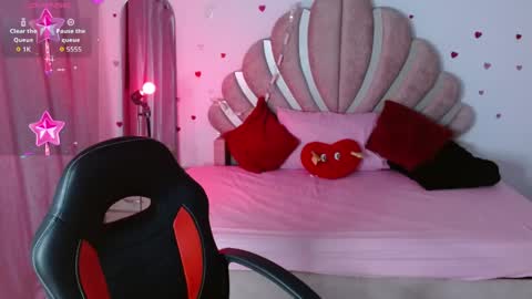 mia online show from May 2026 01:36:01 AM