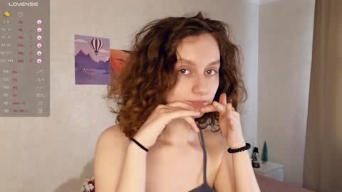 Snapshot of mia_frizz chatting on February 2025 09:37:01 AM Mia online show from February 2025 09:37:01 AM