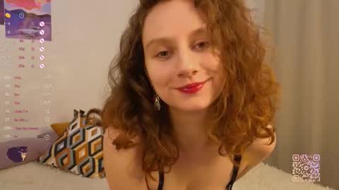 Mia  online show from November 2025 04:57:02 PM