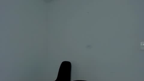 MIA online show from November 2025 10:12:01 PM