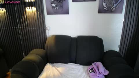 mia_garcia28 online show from June 2026 01:12:01 PM