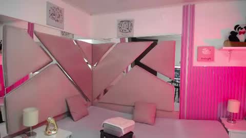 mia_garcia28 online show from June 2026 01:01:02 PM