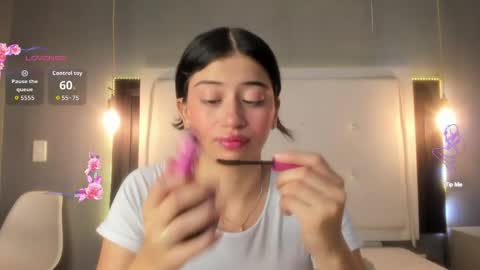 mia online show from May 2026 08:03:01 PM