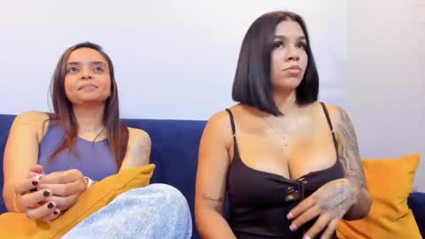 Snapshot of mia_grant_and_emmy_grant chatting on January 2026 11:36:01 PM mia and emmy online show from January 2026 11:36:01 PM