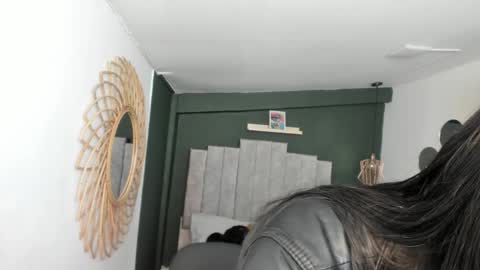 Val  online show from March 2026 12:20:02 PM