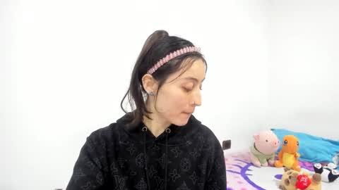 Snapshot of mia_kanee chatting on December 2024 04:19:02 AM mia kaneee online show from December 2024 04:19:02 AM