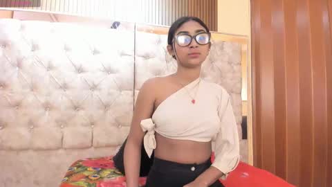 Mia.  online show from May 2026 11:08:02 AM