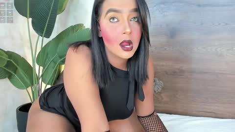 mia_lacy online show from February 2025 07:44:02 PM