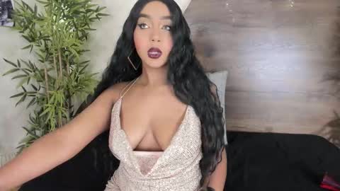 mia_lacy online show from November 2025 07:47:01 PM